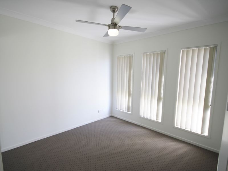 42 Treeline Circuit, Alberton QLD 4207