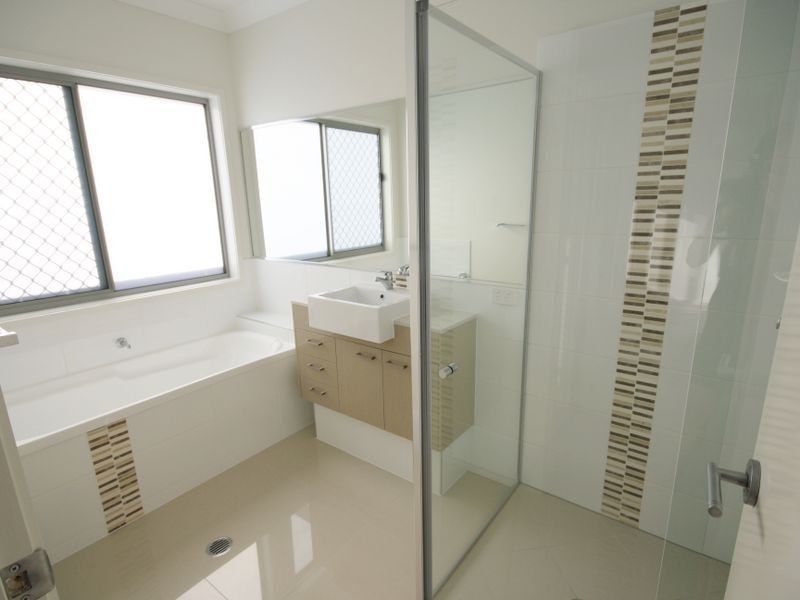 42 Treeline Circuit, Alberton QLD 4207