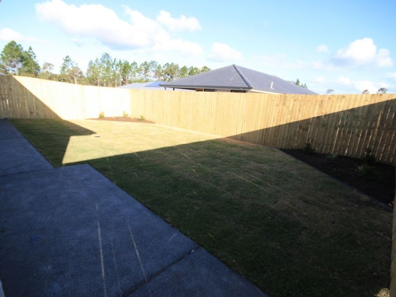 42 Treeline Circuit, Alberton QLD 4207