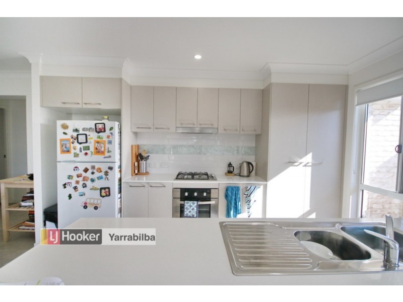 6 Sunstone Court, Logan Reserve QLD 4133