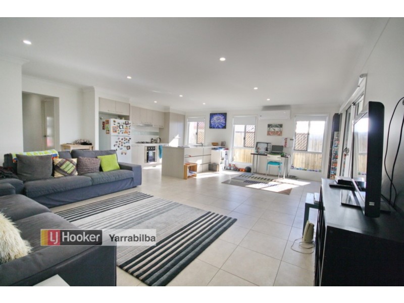 6 Sunstone Court, Logan Reserve QLD 4133