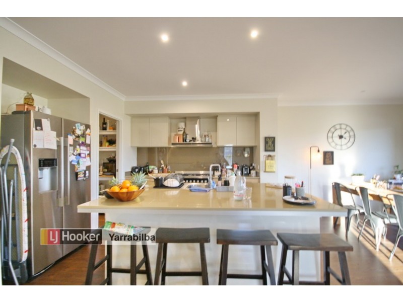 1 Hantlemann Lane, Yarrabilba QLD 4207