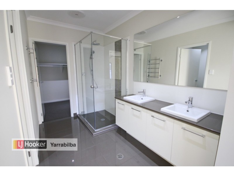 1 Hantlemann Lane, Yarrabilba QLD 4207