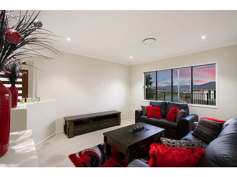 15 Autumnfield Avenue, Yarrabilba QLD 4207