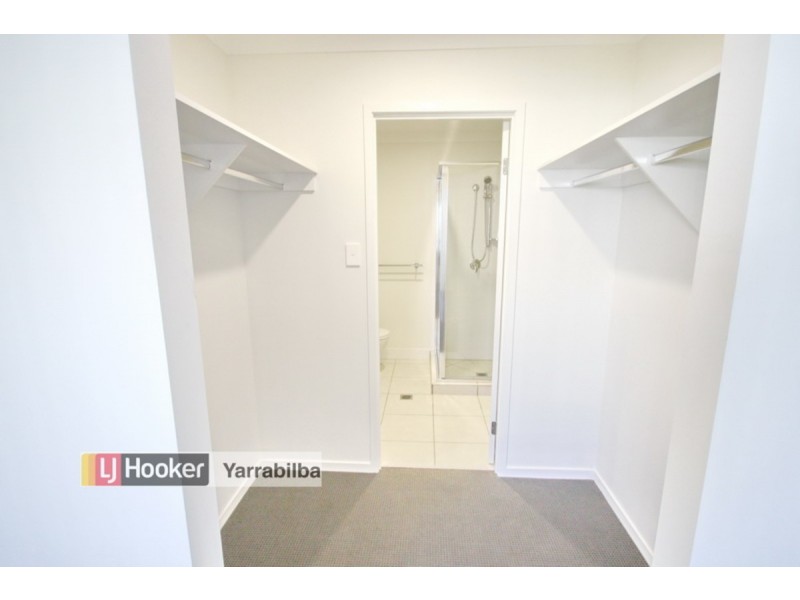 4/4. Rhiana Street, Pimpama QLD 4209