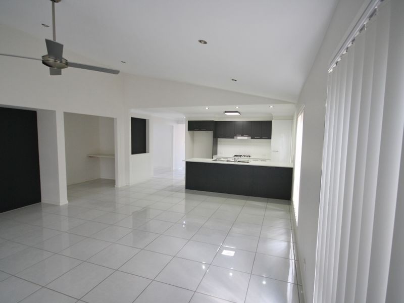 24 Treeline Circuit, Yarrabilba QLD 4207
