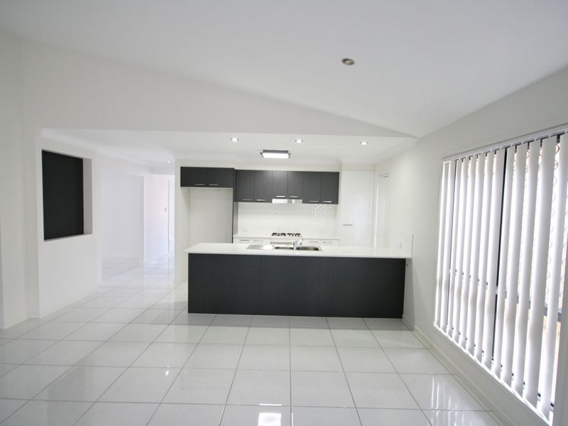 24 Treeline Circuit, Yarrabilba QLD 4207