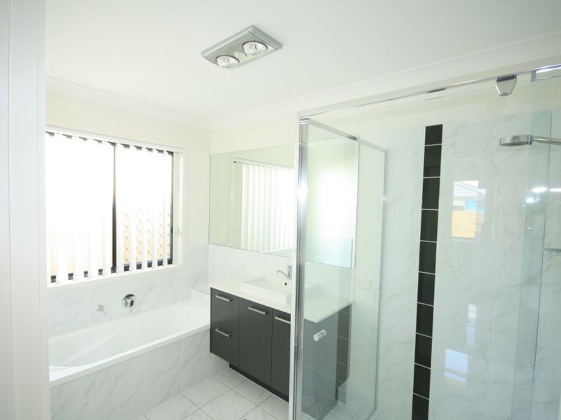 24 Treeline Circuit, Yarrabilba QLD 4207