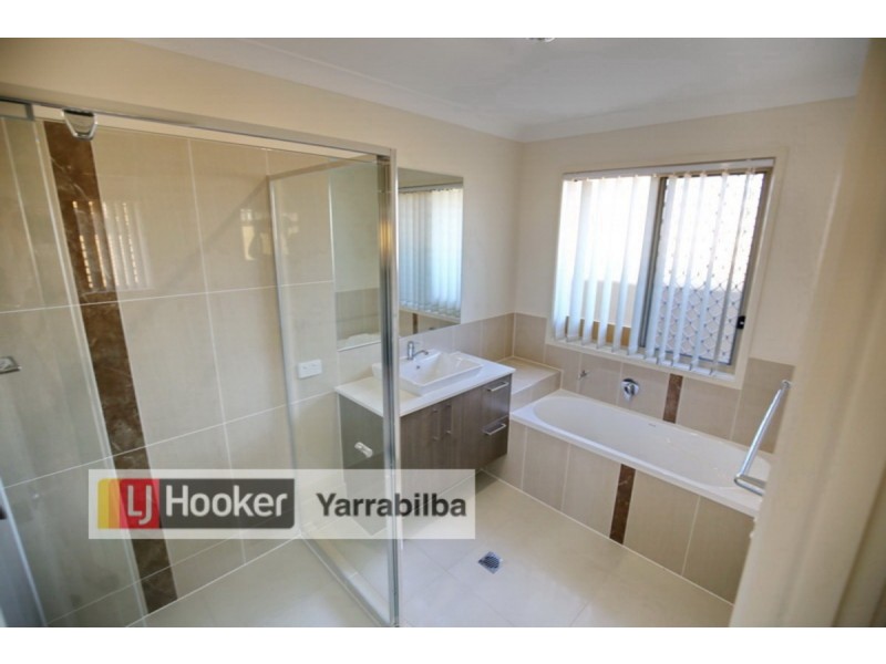 135 Buxton Avenue, Yarrabilba QLD 4207