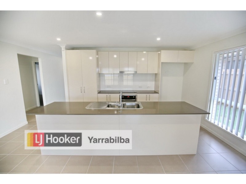 8 Lowthers Street, Yarrabilba QLD 4207