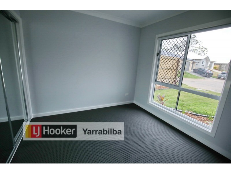 2/22 Chandon Court, Hillcrest QLD 4118