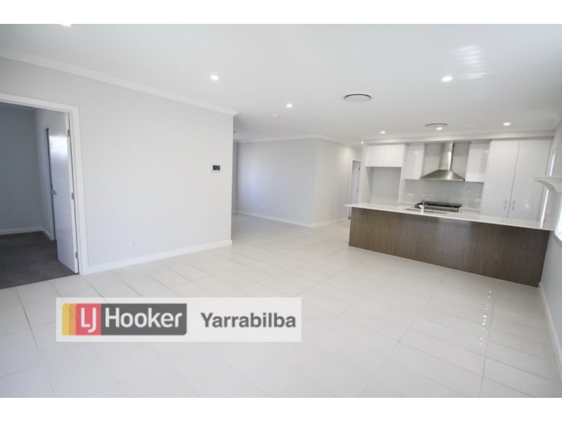 8 Sommer Street, Yarrabilba QLD 4207