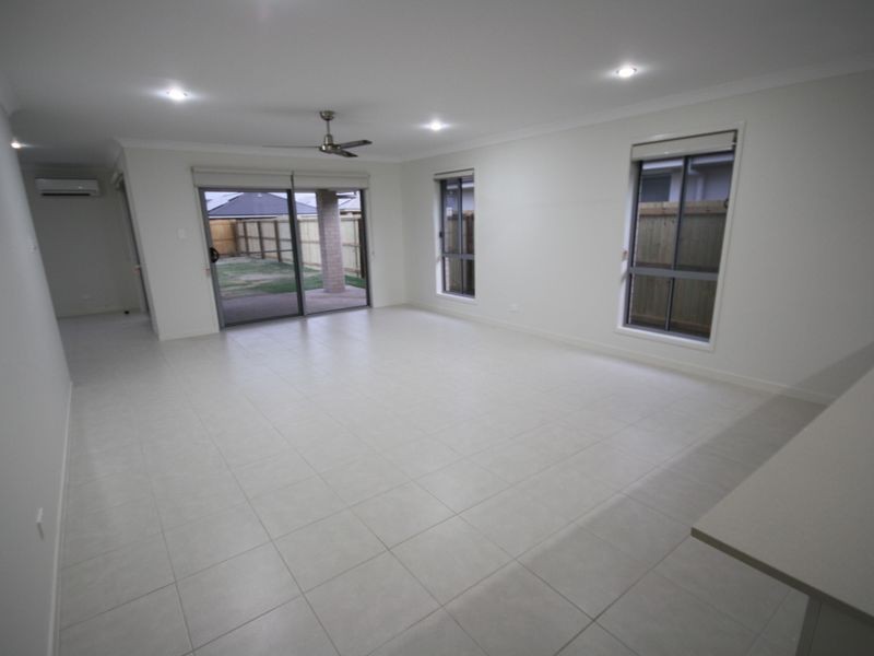 11 Bernard Circuit, Yarrabilba QLD 4207