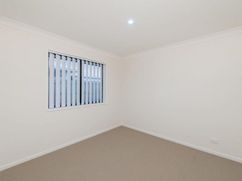 16 Stoneleigh Reserve Blvd, Logan Reserve QLD 4133