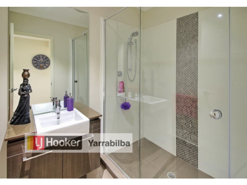 13 Hantlemann Lane, Yarrabilba QLD 4207