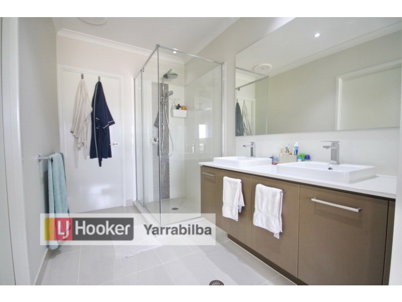 6 Peak Lane, Yarrabilba QLD 4207