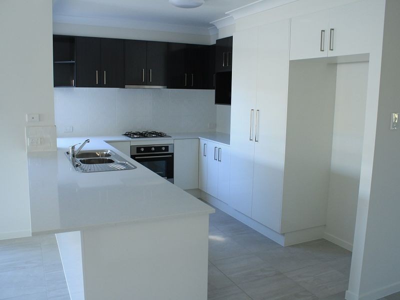 4 Treetops Street, Yarrabilba QLD 4207