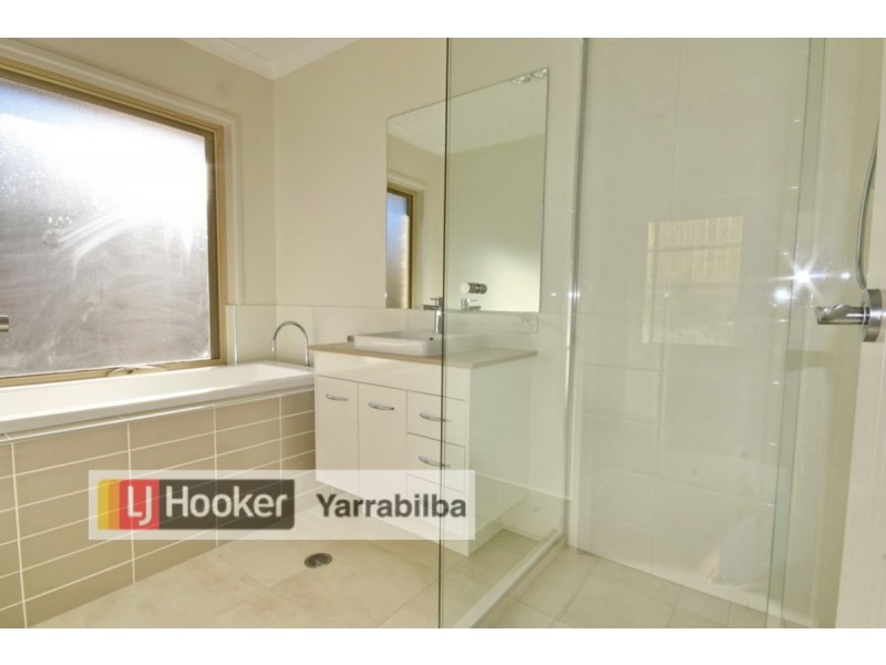 7 Huggins Avenue, Yarrabilba QLD 4207