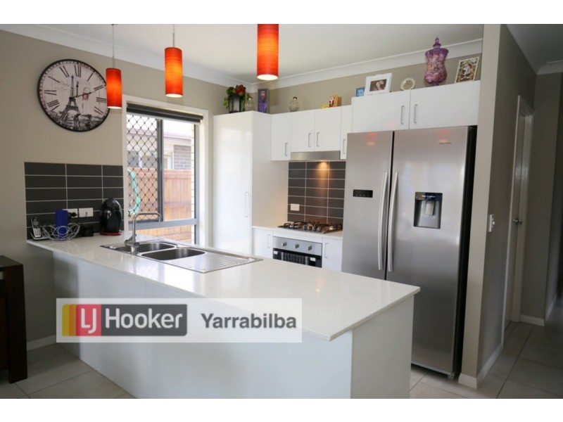 18 Stoneleigh Reserve Boulevard, Logan Reserve QLD 4133