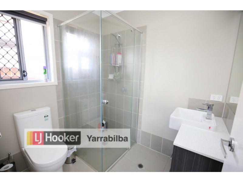 18 Stoneleigh Reserve Boulevard, Logan Reserve QLD 4133