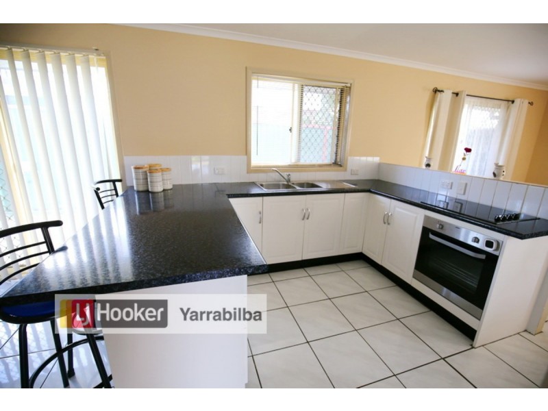 16 Trulson Drive, Crestmead QLD 4132