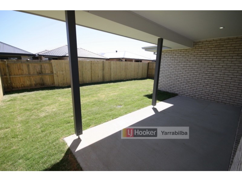 8 Massey Street, Yarrabilba QLD 4207