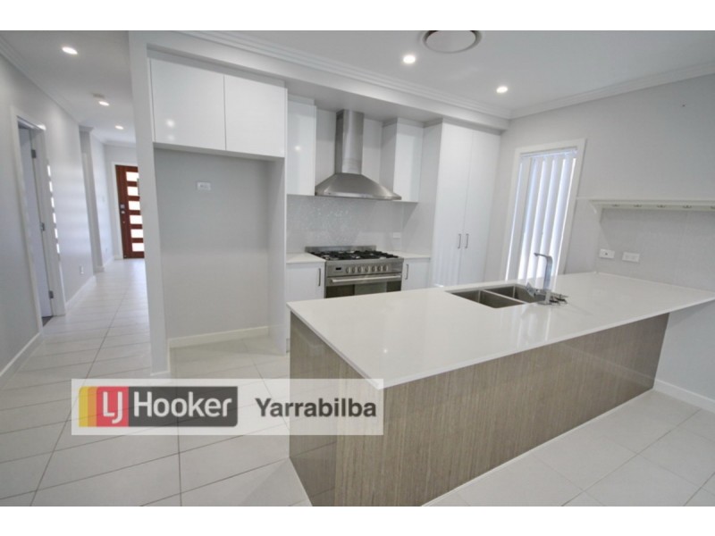 8 Sommer Street, Yarrabilba QLD 4207