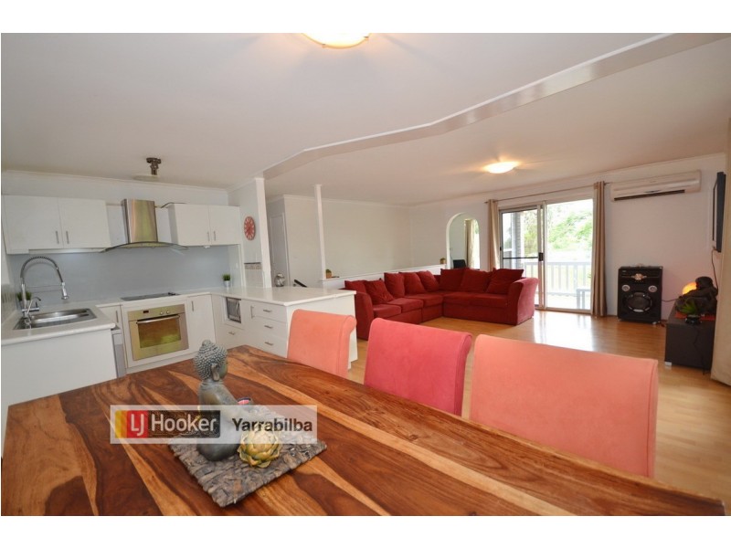 120 Boomerang Drive, Kooralbyn QLD 4285