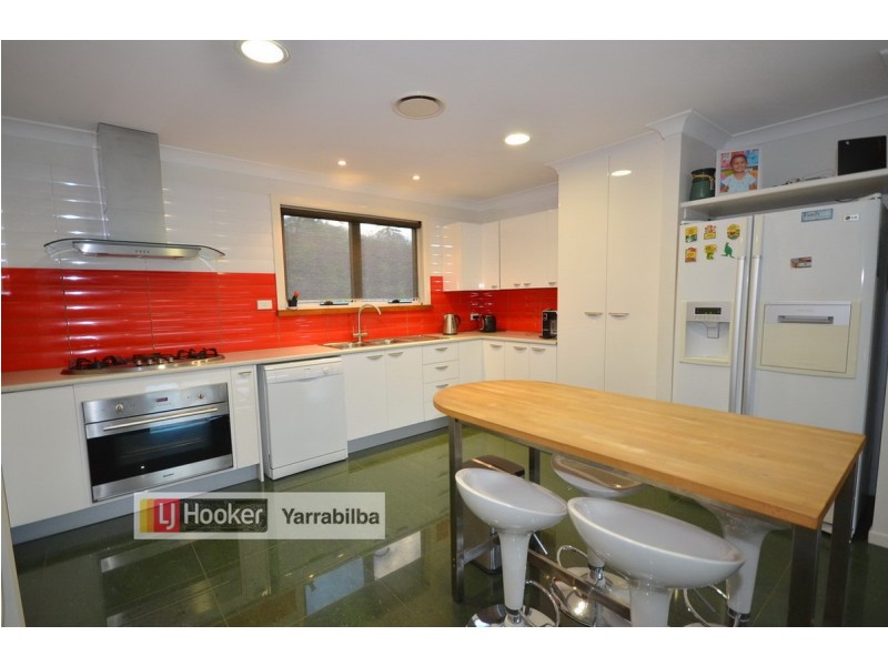 172 – 176 Walker Drive, Kooralbyn QLD 4285