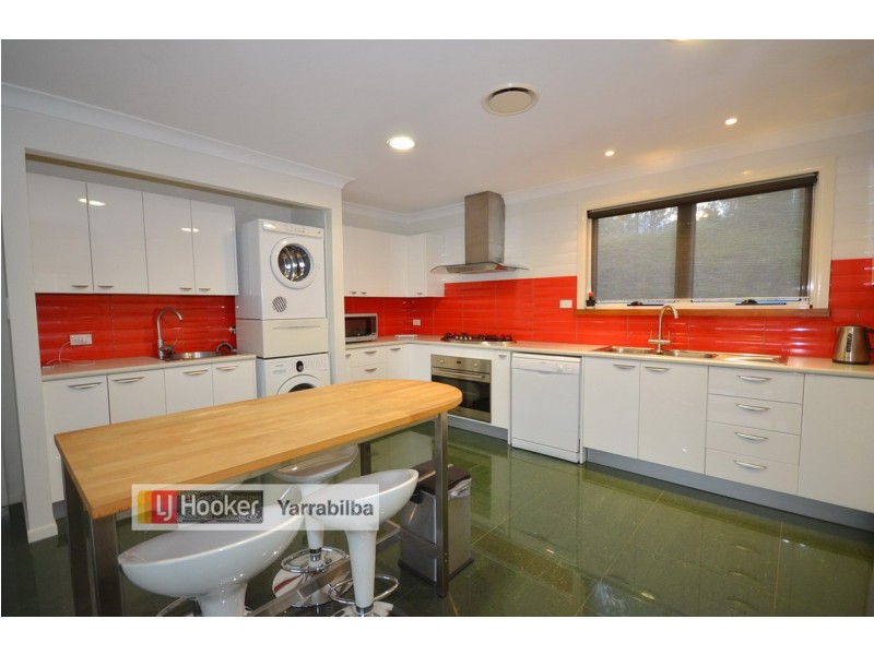 172 – 176 Walker Drive, Kooralbyn QLD 4285