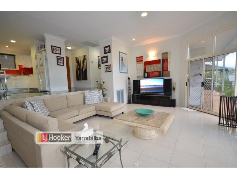 172 – 176 Walker Drive, Kooralbyn QLD 4285