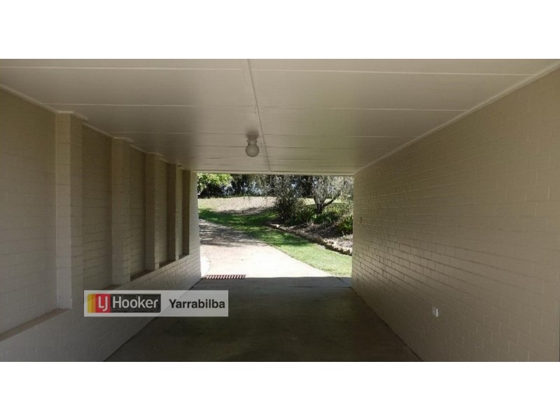 82 – 86 Kooralbyn Drive, Kooralbyn QLD 4285