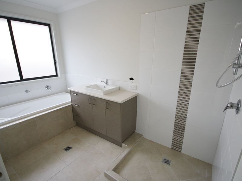 68 Cobblestone Avenue, Logan Reserve QLD 4133