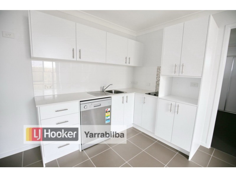 2/63 Bambil Street, Marsden QLD 4132