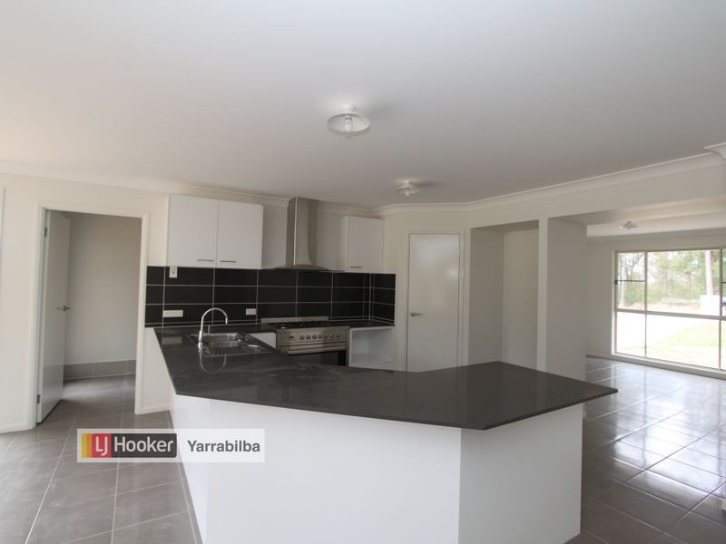9-11 The Bluff Court, Cedar Vale QLD 4285