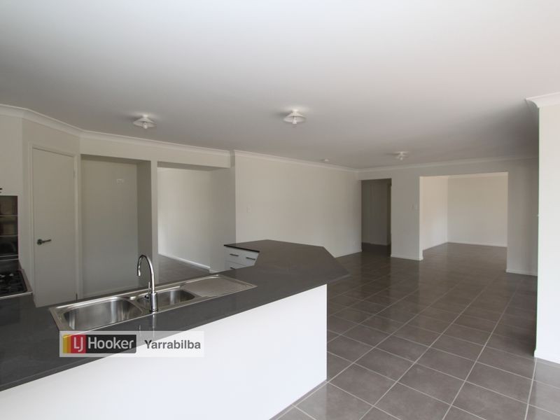9-11 The Bluff Court, Cedar Vale QLD 4285