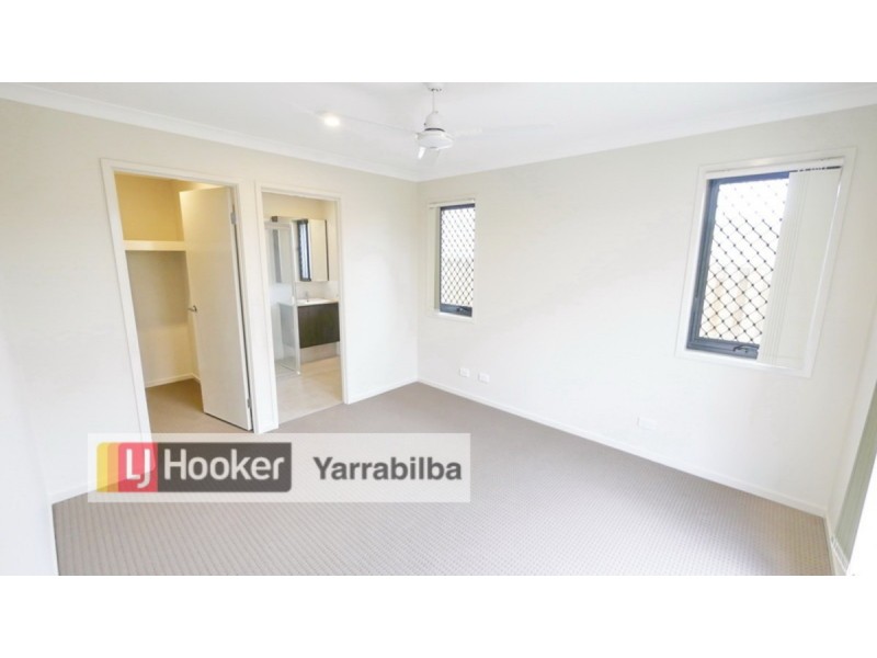 1 Napa Circuit, Holmview QLD 4207