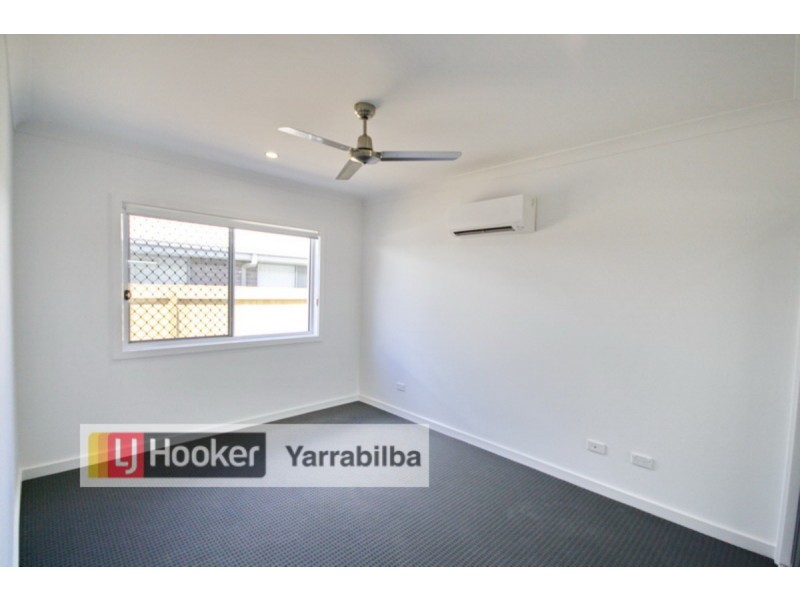 2/13 Chandon Court, Hillcrest QLD 4118