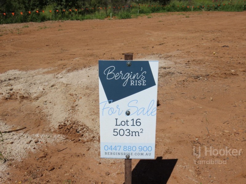 Lot 16/110-142 Brentwood Drive, Ebbw Vale QLD 4304
