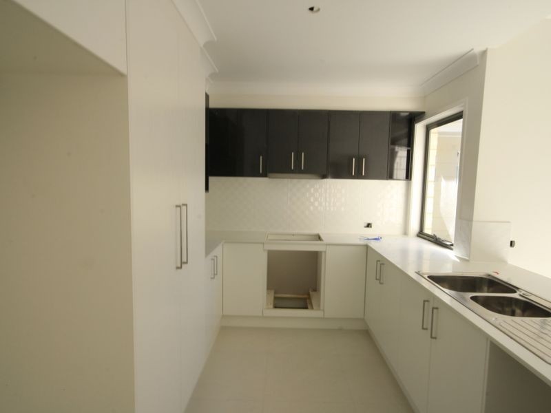 27 Myers Street, Yarrabilba QLD 4207