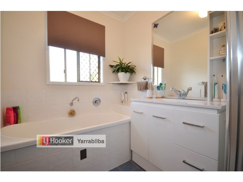 83 – 89 Kooralbyn Drive, Kooralbyn QLD 4285