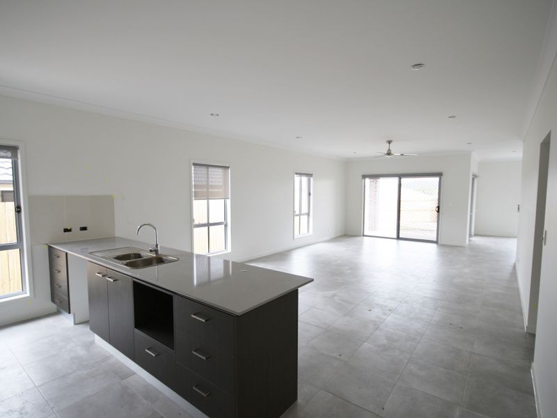 15 Howard Street, Yarrabilba QLD 4207