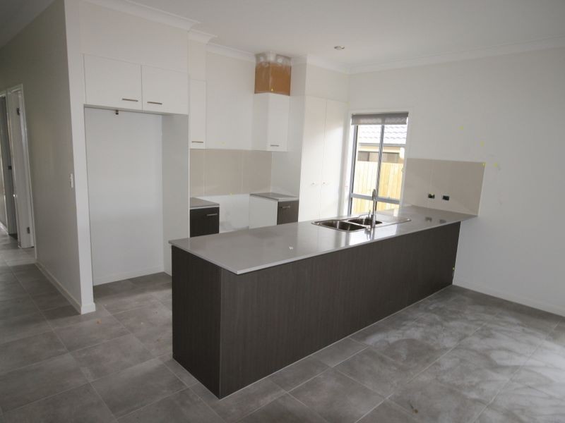15 Howard Street, Yarrabilba QLD 4207
