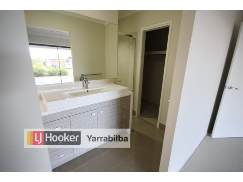 15 Autumnfield Avenue, Yarrabilba QLD 4207
