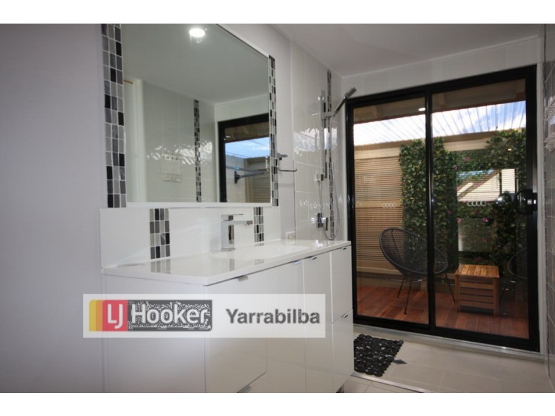 Kooralbyn QLD 4285