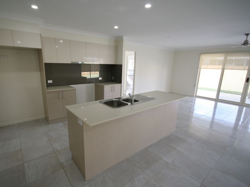 9 Pinehill Street, Yarrabilba QLD 4207