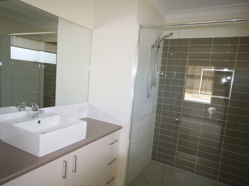 9 Pinehill Street, Yarrabilba QLD 4207