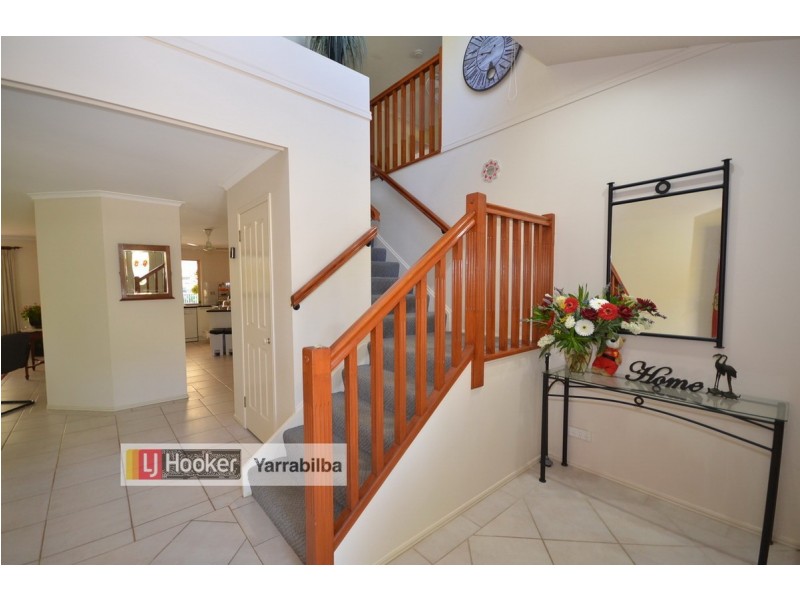 25 Walker Drive, Kooralbyn QLD 4285