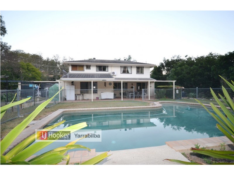 25 Walker Drive, Kooralbyn QLD 4285