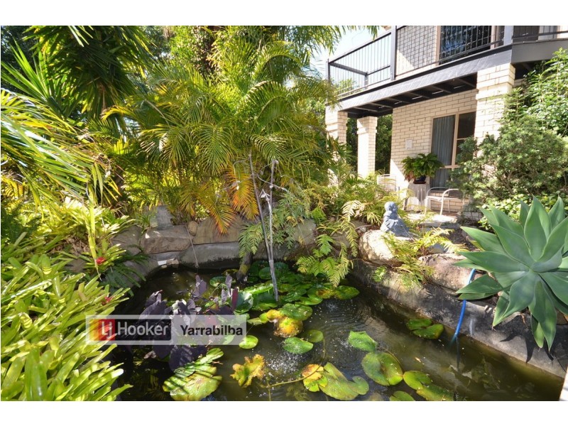 25 Walker Drive, Kooralbyn QLD 4285
